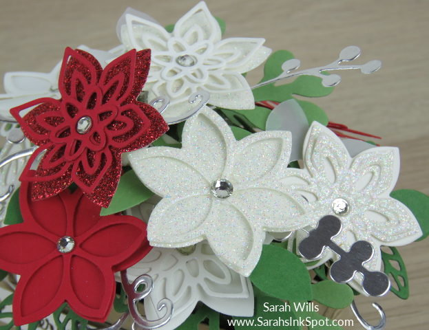 Stampin-Up-Wood-Crate-Christmas-Flower-Basket-Quilt-Builder-Flourish-Leaf-Punch-Idea-Sarah-Wills-Sarahsinkspot-Stampinup-FlowersCloseUp2