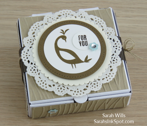 Stampin-Up-Inky-Friends-Blog-Saleabration-SAB-Hop-Beautiful-Peacock-Gift-Treat-Mini-Pizza-Box-Idea-Sarah-Wills-Sarahsinkspot-Stampinup-Bird-Doilies-Harvest-Main1