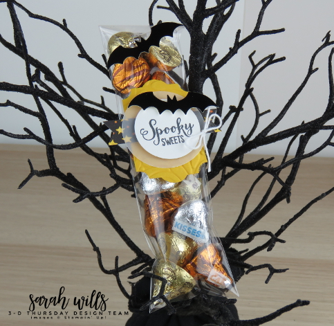 Stampin-Up-3D-Thursday-Cello-Bag-Topper-Spooky-Sweets-Bundle-Bats-Punch-Kids-Halloween-Treat-Toil-Trouble-Idea-Sarah-Wills-Sarahsinkspot-Stampinup-149973-149974-Yellow